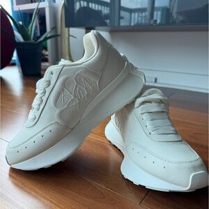 ALEXANDER MCQUEEN SNEAKERS!